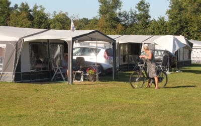 Seizoenplaats camping Noordwolde op de grens van Drenthe en Friesland